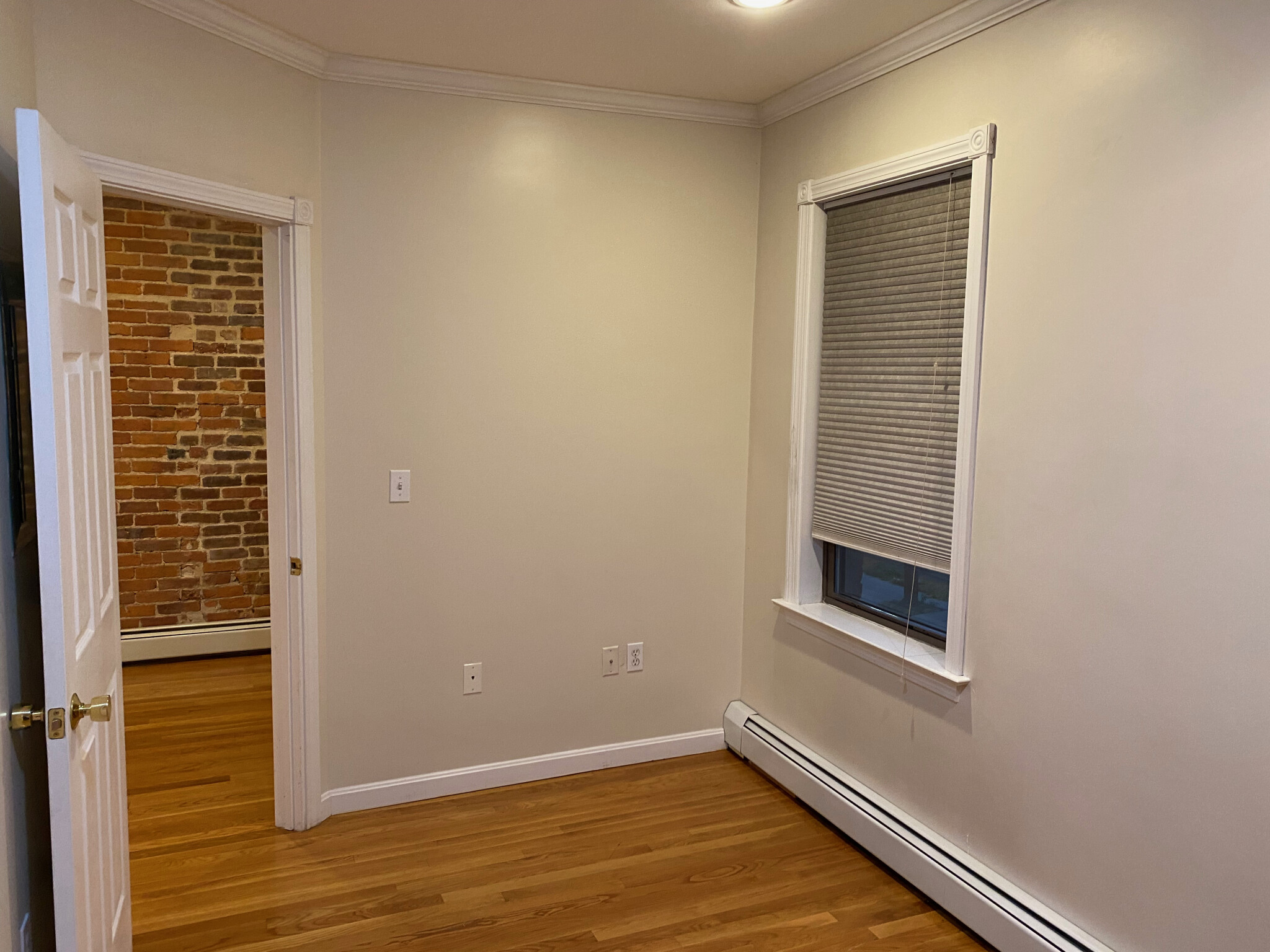 12 Pompeii St, Roxbury