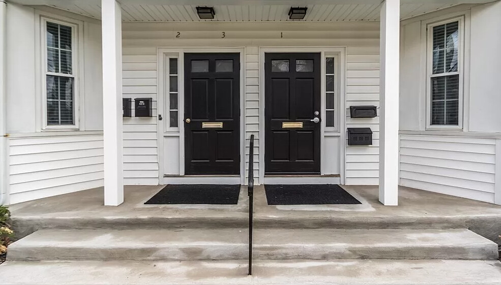 84 South St, Waltham