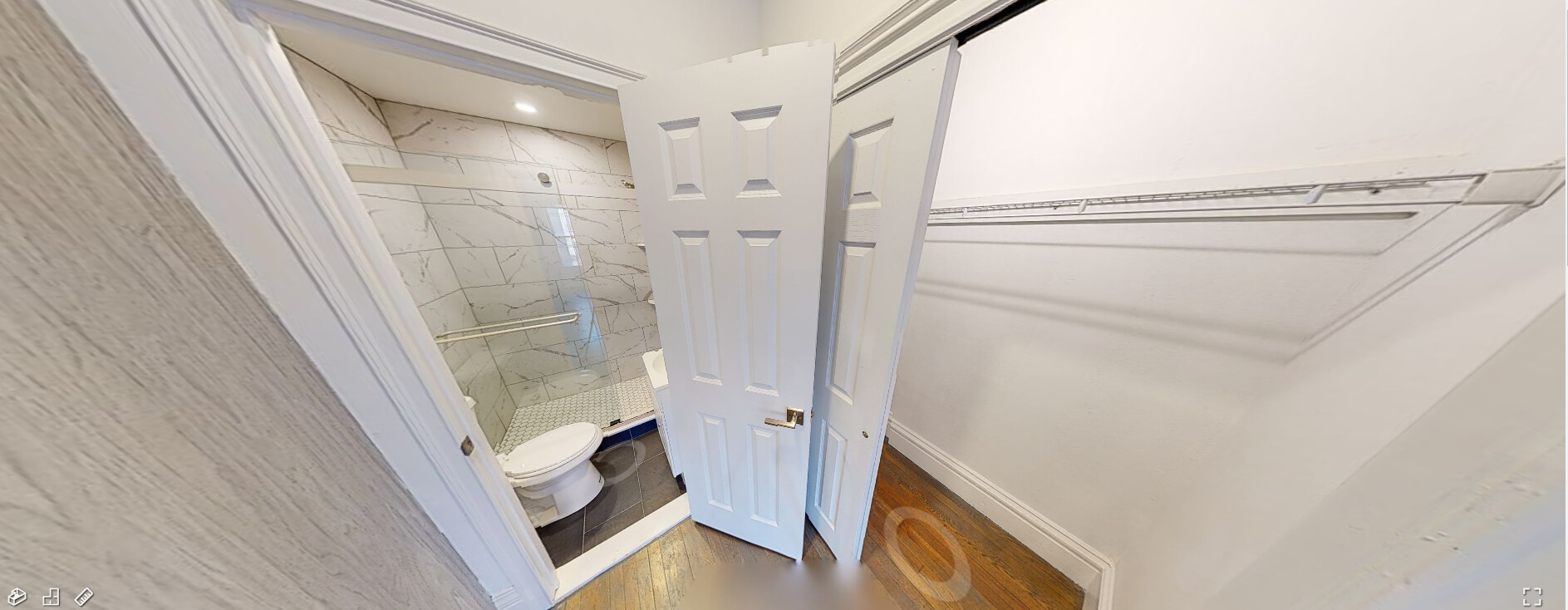 225 Newbury St, Back Bay