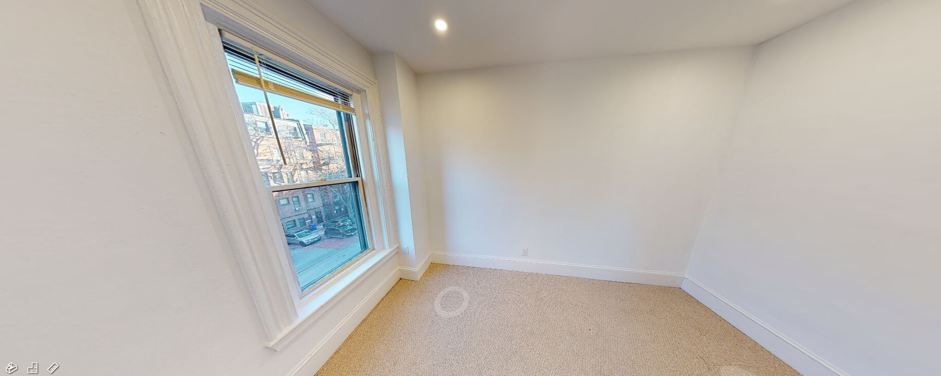 225 Newbury St, Back Bay