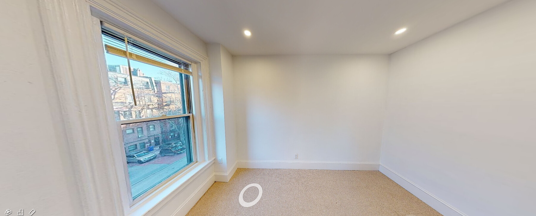 225 Newbury St, Back Bay