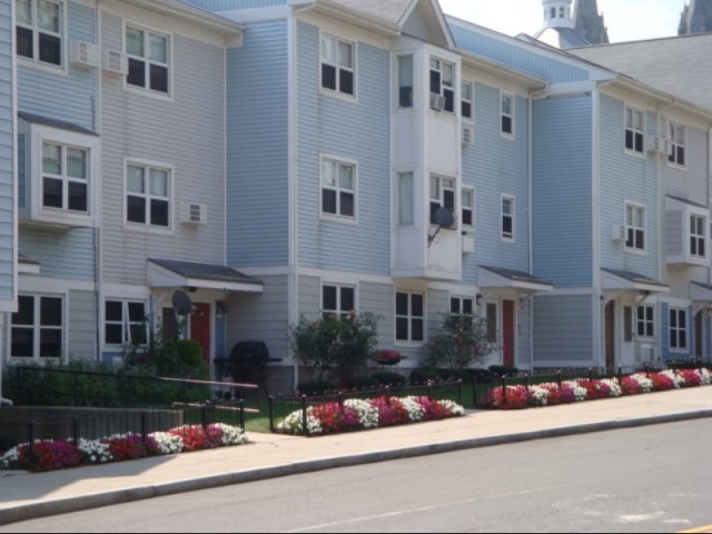X Back Bay, Back Bay