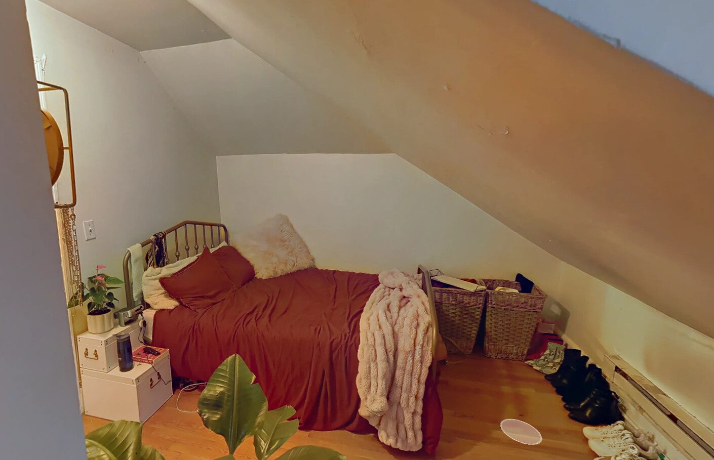 216 Freeman St, North Brookline