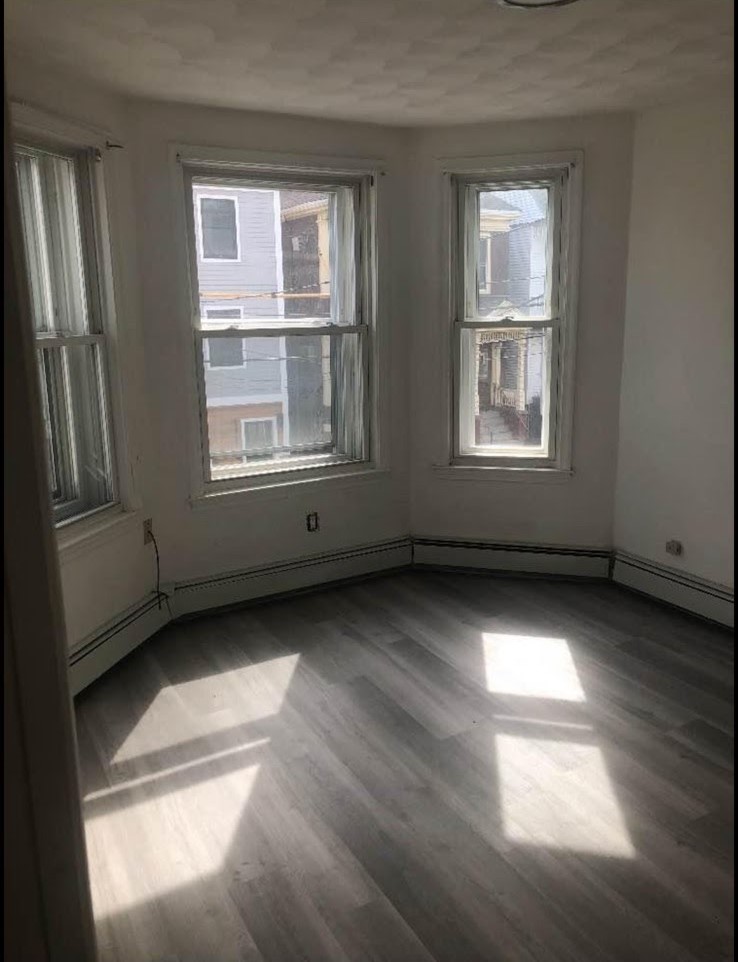 116 Falcon St, East Boston
