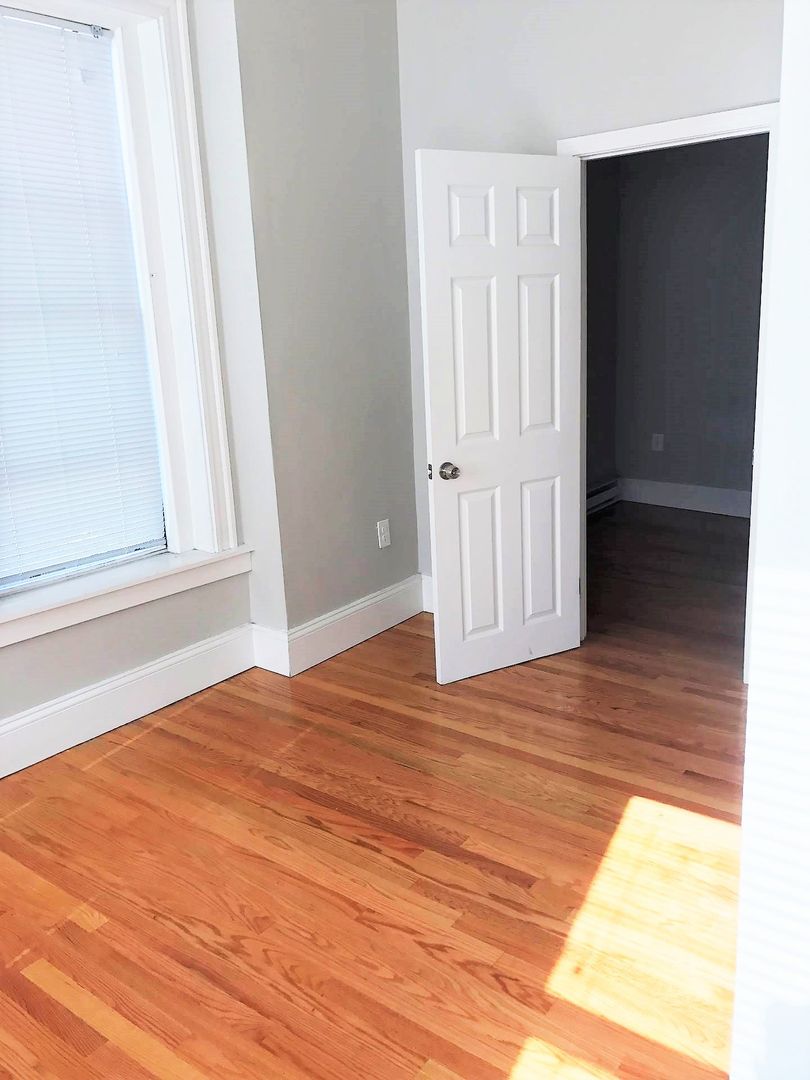 20 Chelsea St, East Boston