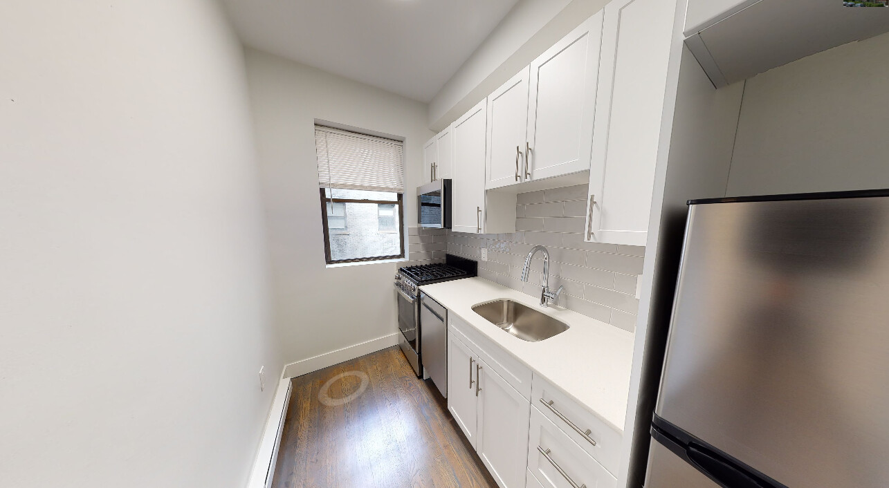 Photo 9 of 81 Park Dr. Unit 1