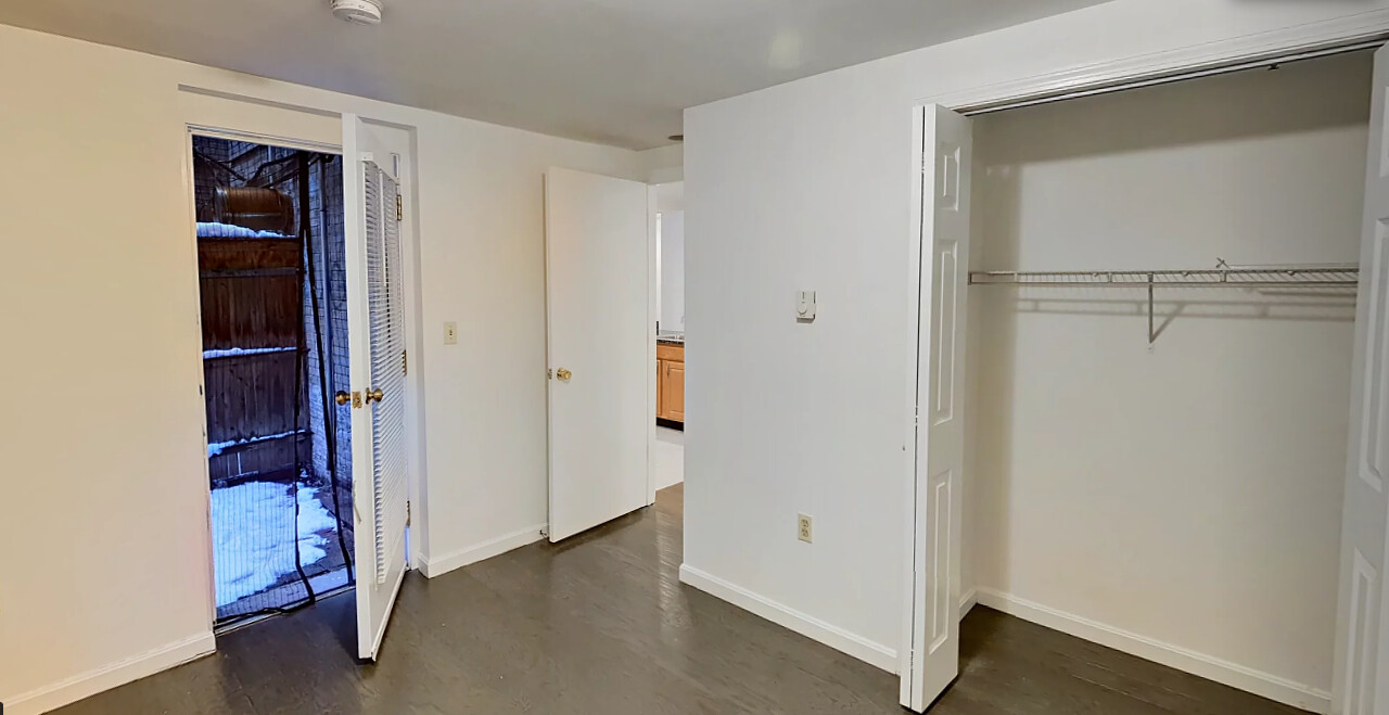 Photo 11 of 20 Queensberry St. Unit A