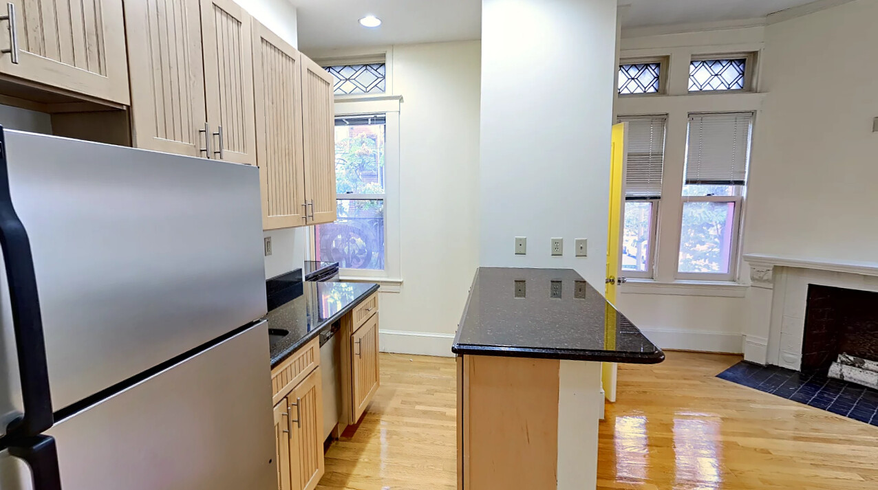 Commonwealth Ave. Unit 3, Boston