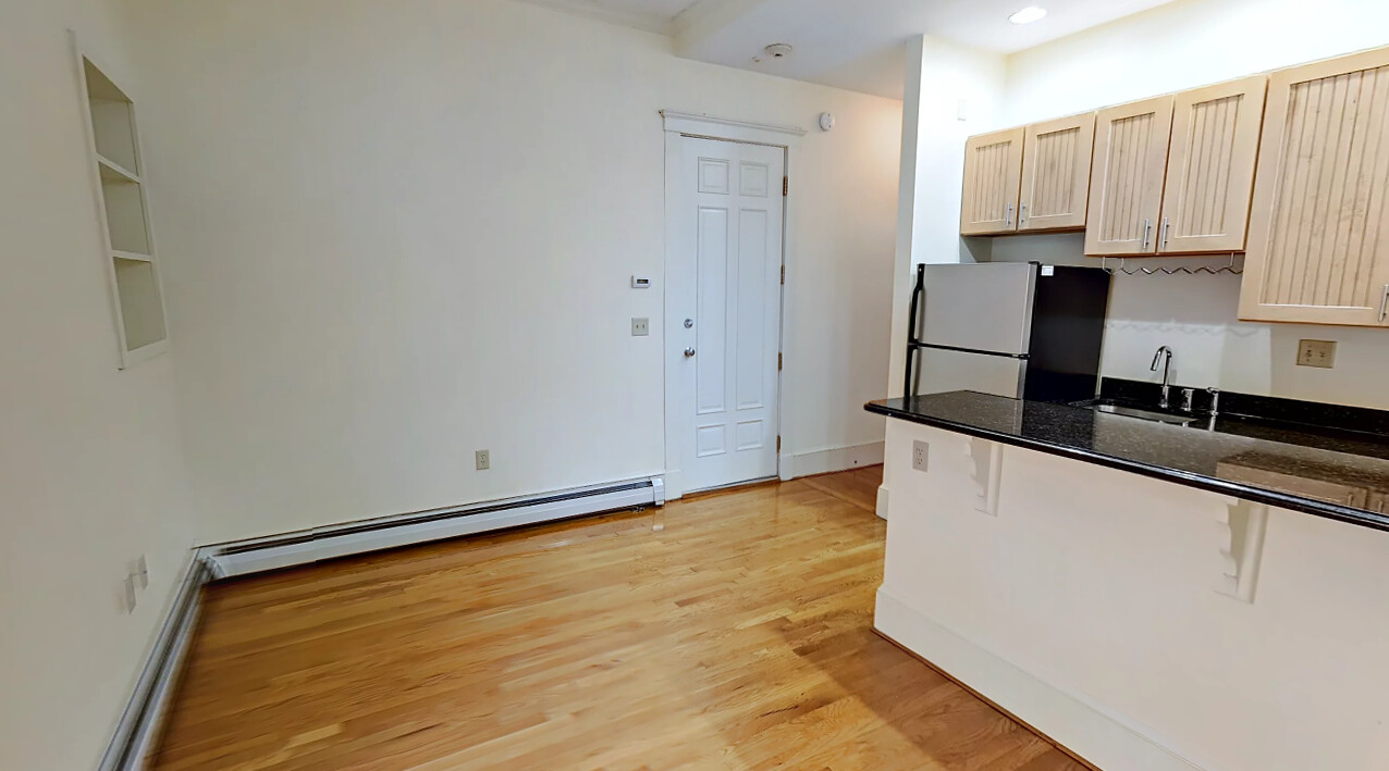 Photo 3 of Commonwealth Ave. Unit 3