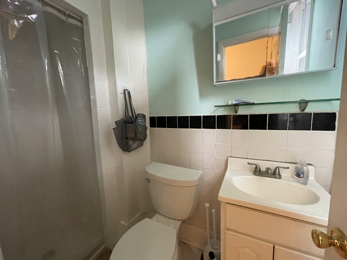 682 Parker St, Mission Hill