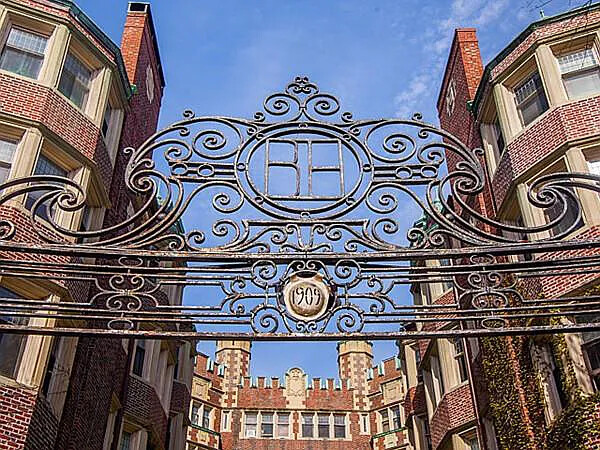 10 Dana St, Harvard Square