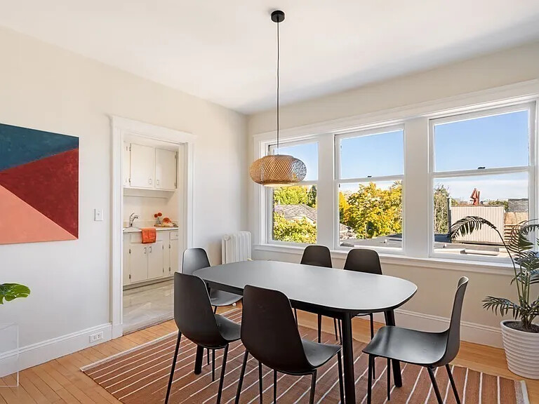 10 Dana St, Harvard Square