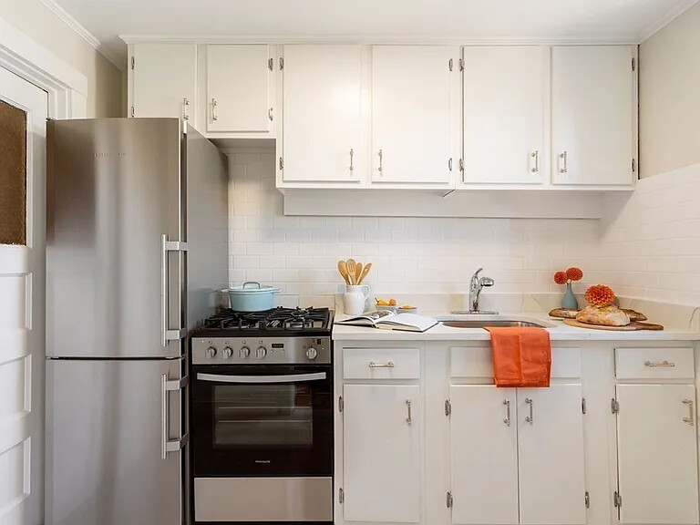 10 Dana St, Harvard Square