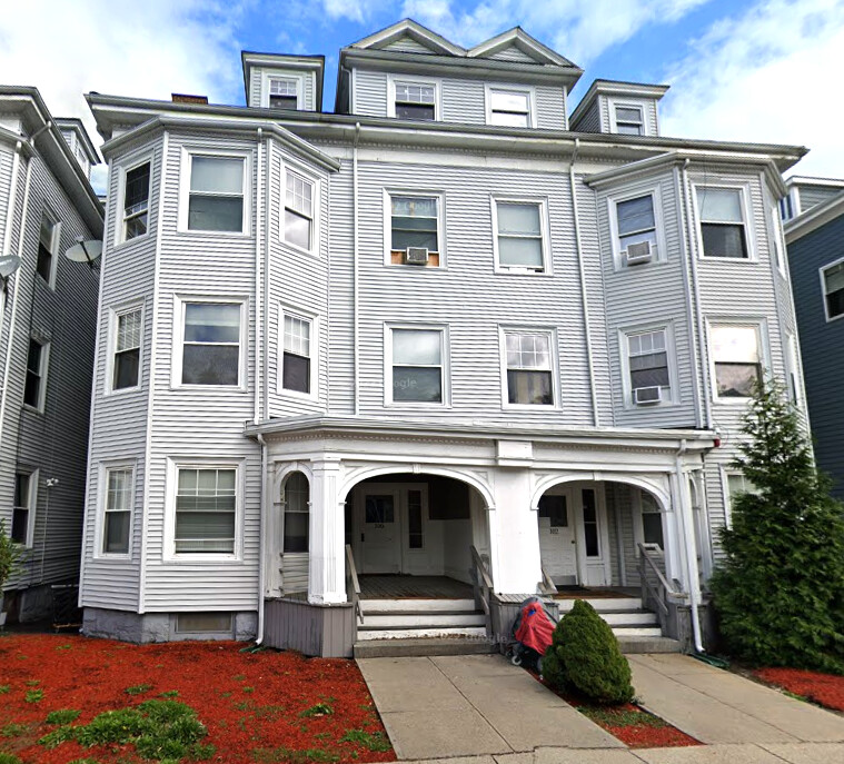 100 Winthrop St, Roxbury