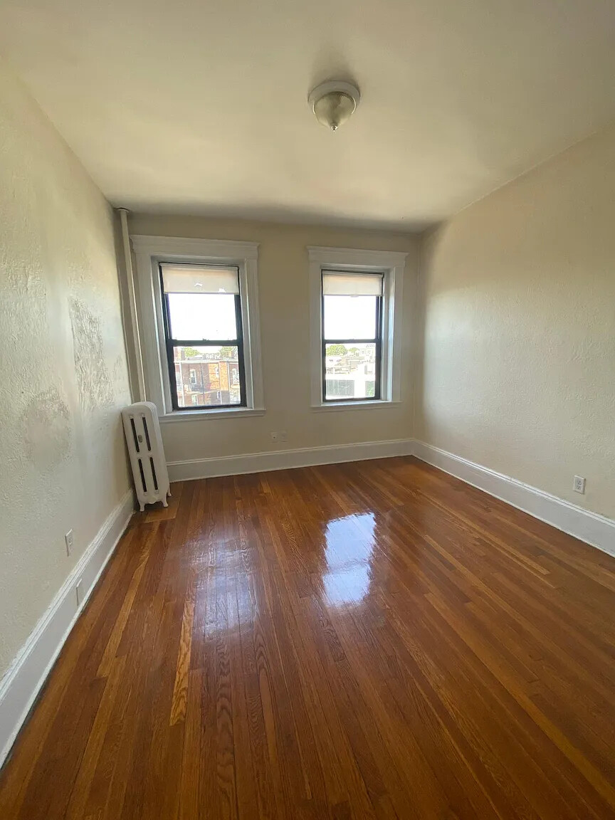 Photo 6 of Commonwealth Ave. Unit 40