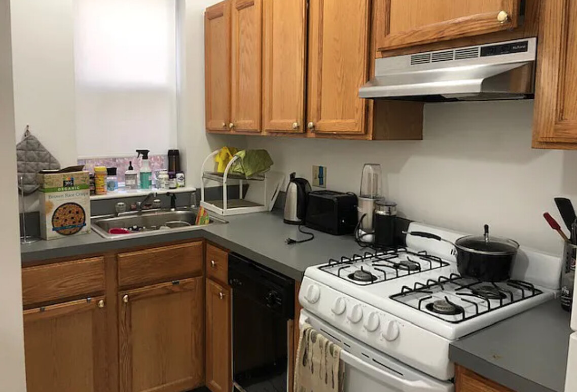 Photo 4 of 1127 Commonwealth Ave. Unit 5
