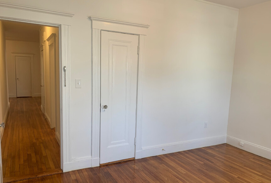 85 Winchester St, Coolidge Corner