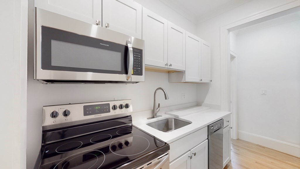 2 Brimmer St, Beacon Hill