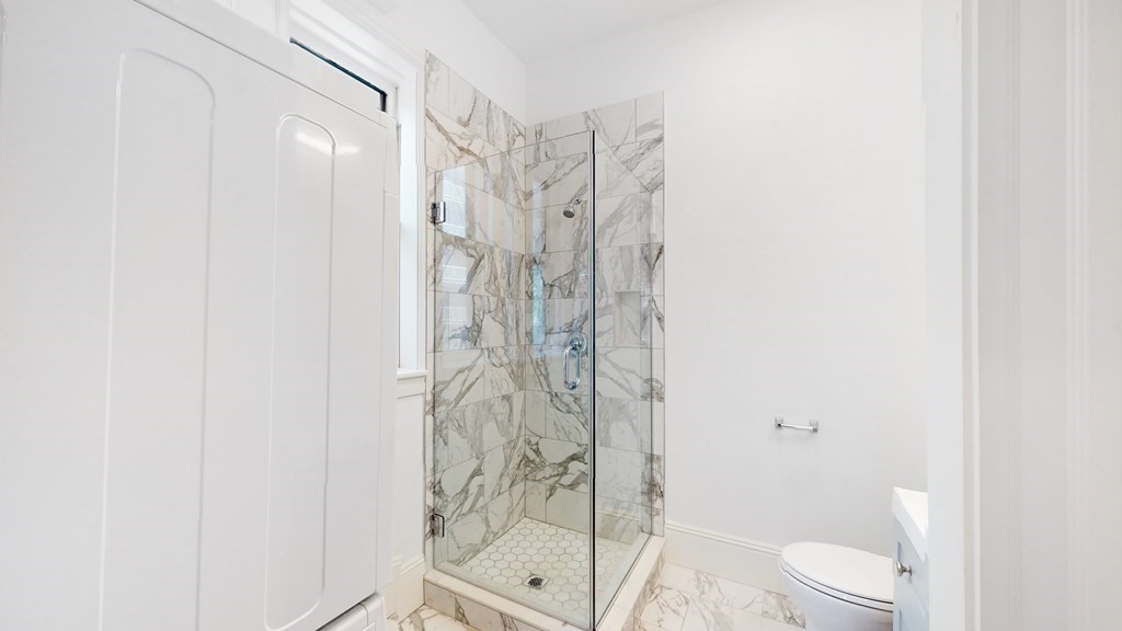 2 Brimmer St, Beacon Hill