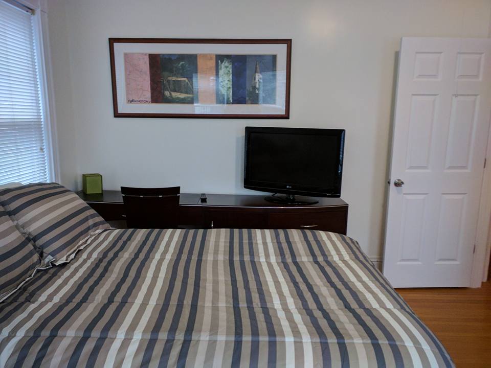 Photo 4 of 33 Jefferson St. Unit 1