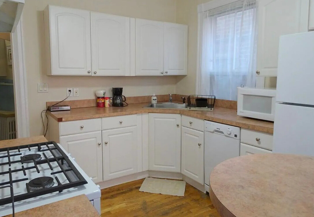 Photo 3 of 35A Harvard St. Unit 1