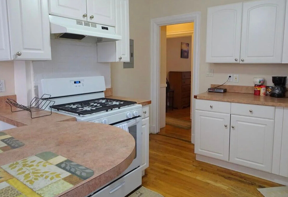 Photo 4 of 35A Harvard St. Unit 1