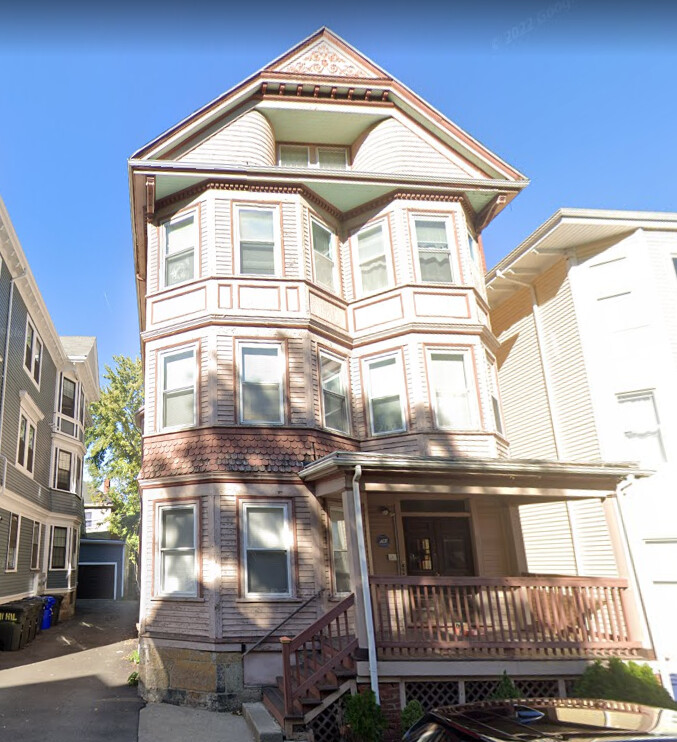 89 Hillside St, Mission Hill