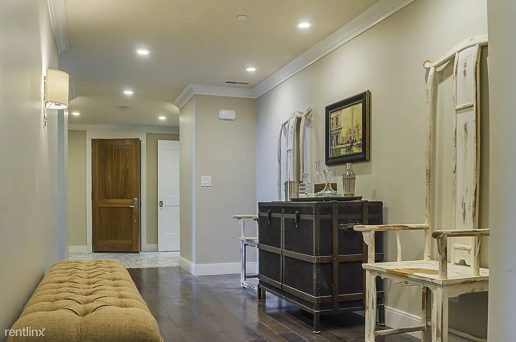 100 State St, Downtown