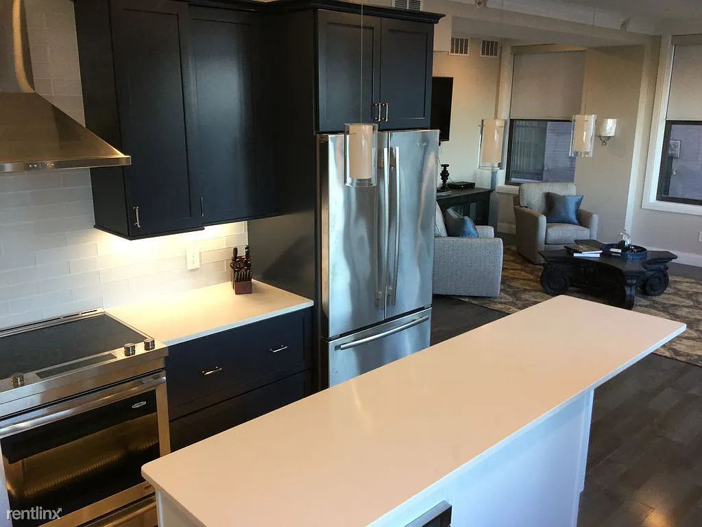 100 State St, Downtown