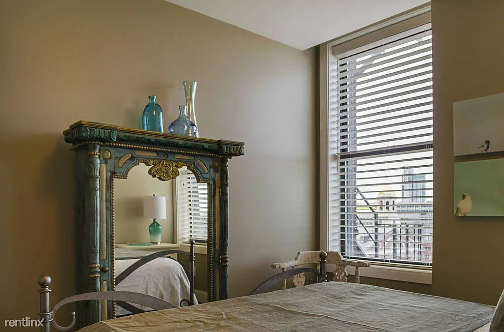 100 State St, Downtown