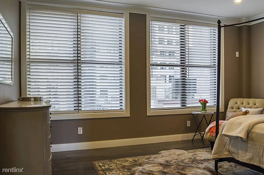 100 State St, Downtown