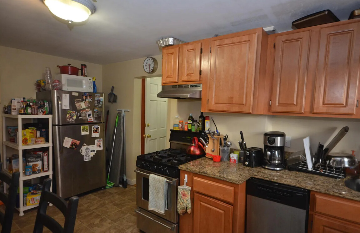 266 Gold St, South Boston