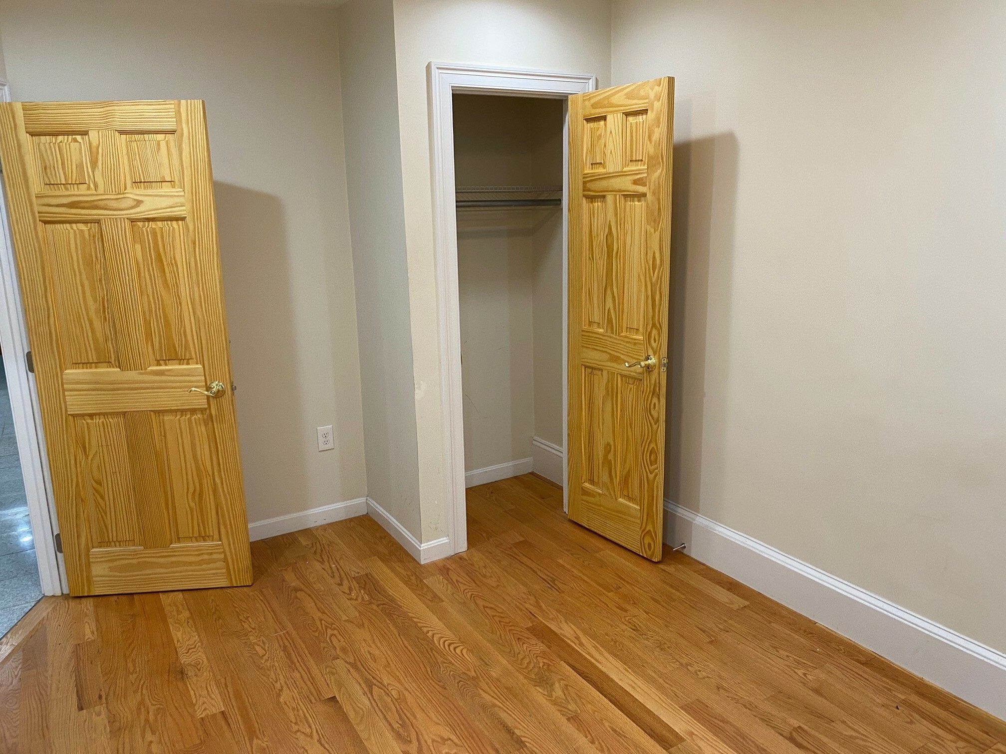 Photo 19 of Northampton St. Unit 2