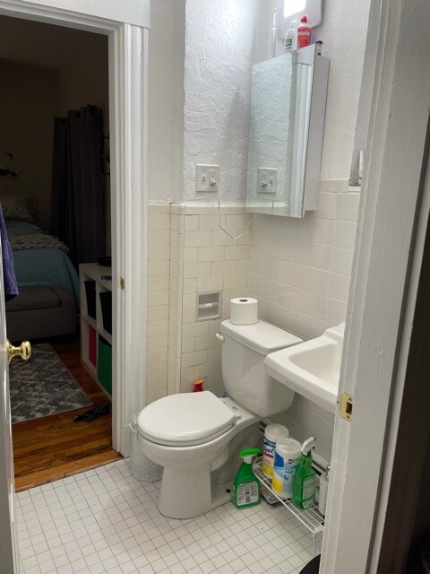 Photo 8 of 40 Orchard Rd. Unit 2