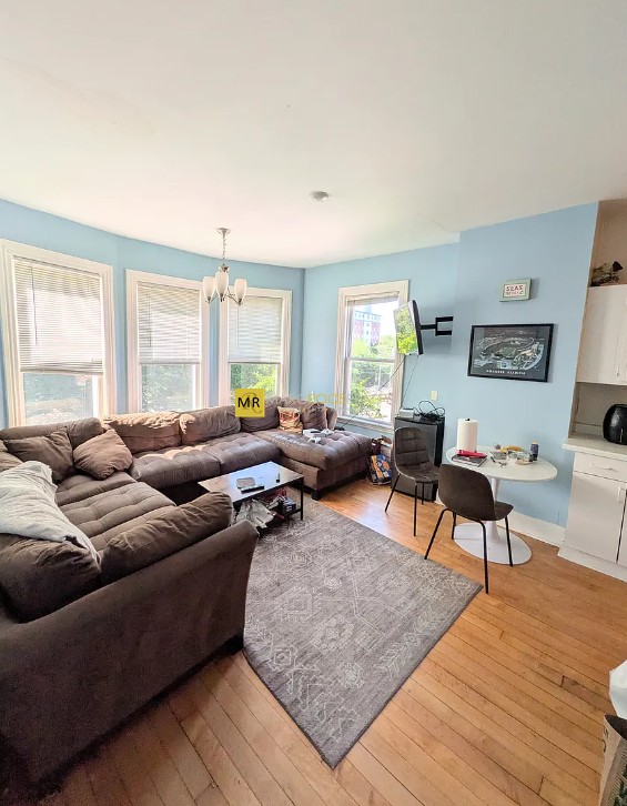 Photo 2 of Commonwealth Ave. Unit 2