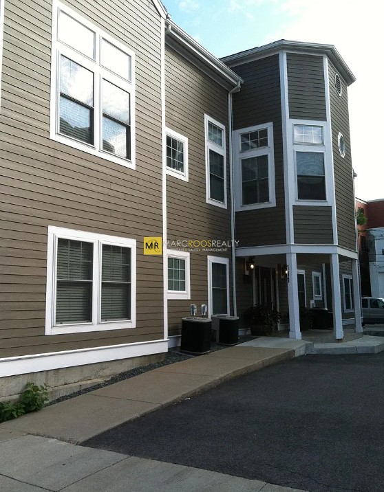 Photo 24 of 111 West 8th St. Unit I