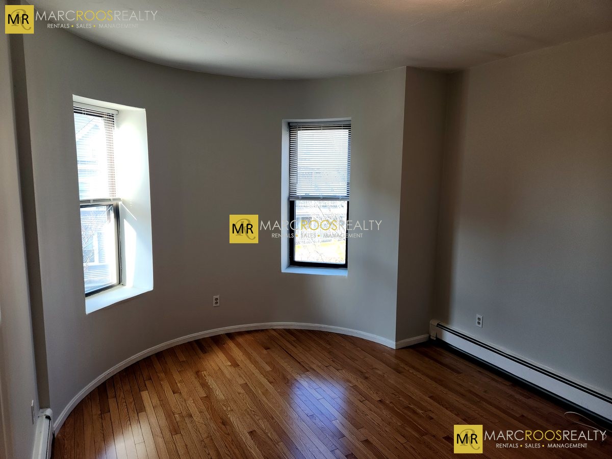 Photo 2 of Washington St. Unit 3