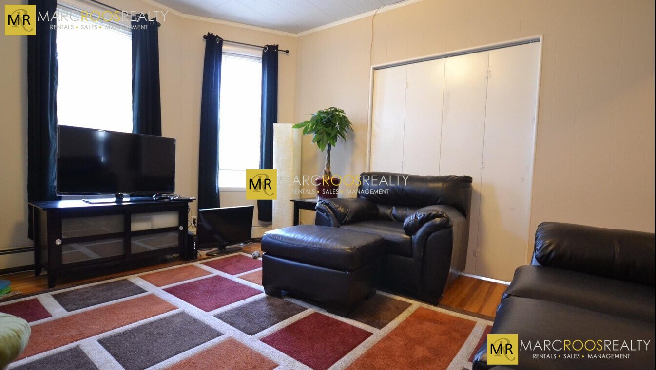 Photo 5 of Washington St. Unit 2