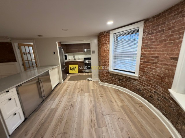 Photo 11 of Columbus Ave. Unit Garden