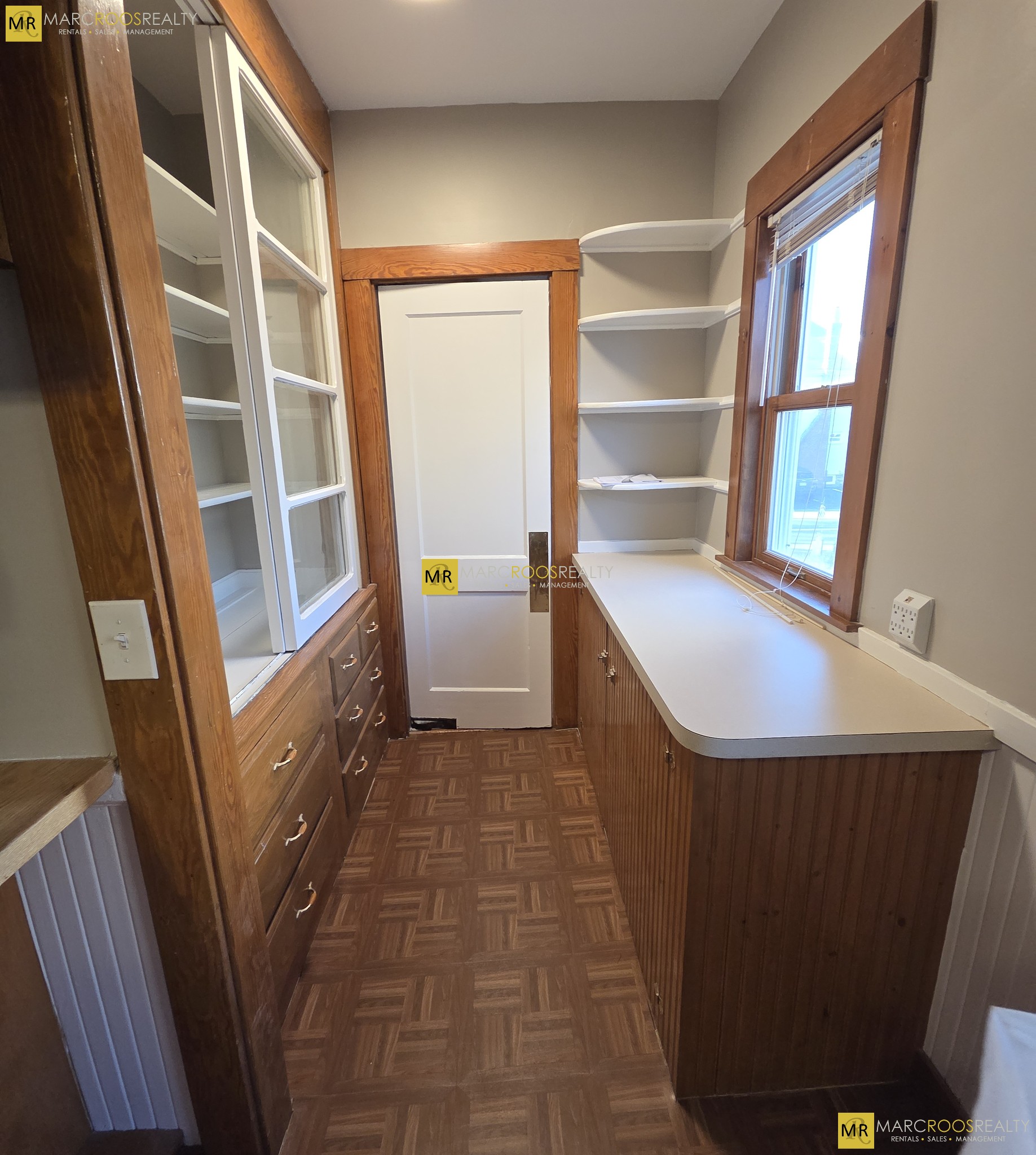 Photo 3 of HOYLE St. Unit 6