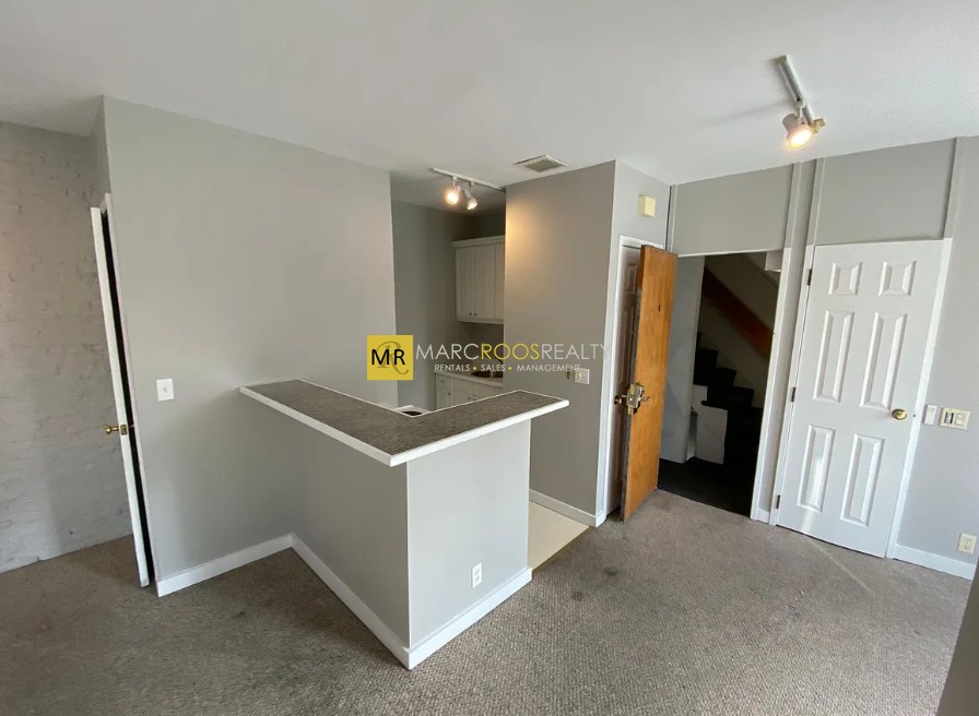 Photo 2 of 149 North St. Unit 1