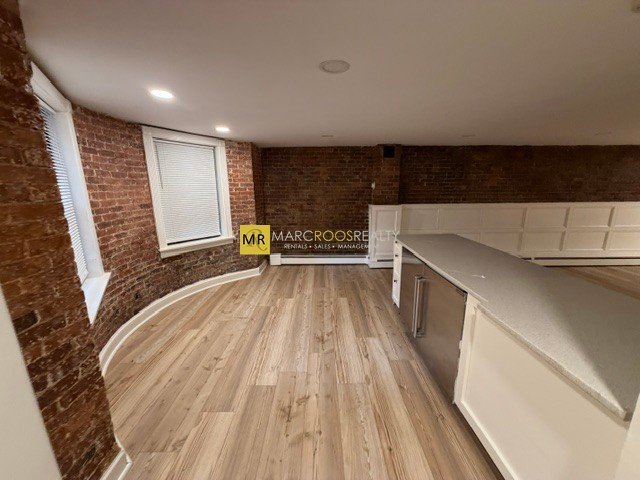 Photo 6 of Columbus Ave. Unit Garden