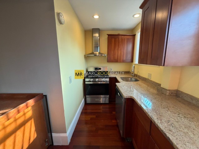 Photo 2 of Washington St. Unit 2