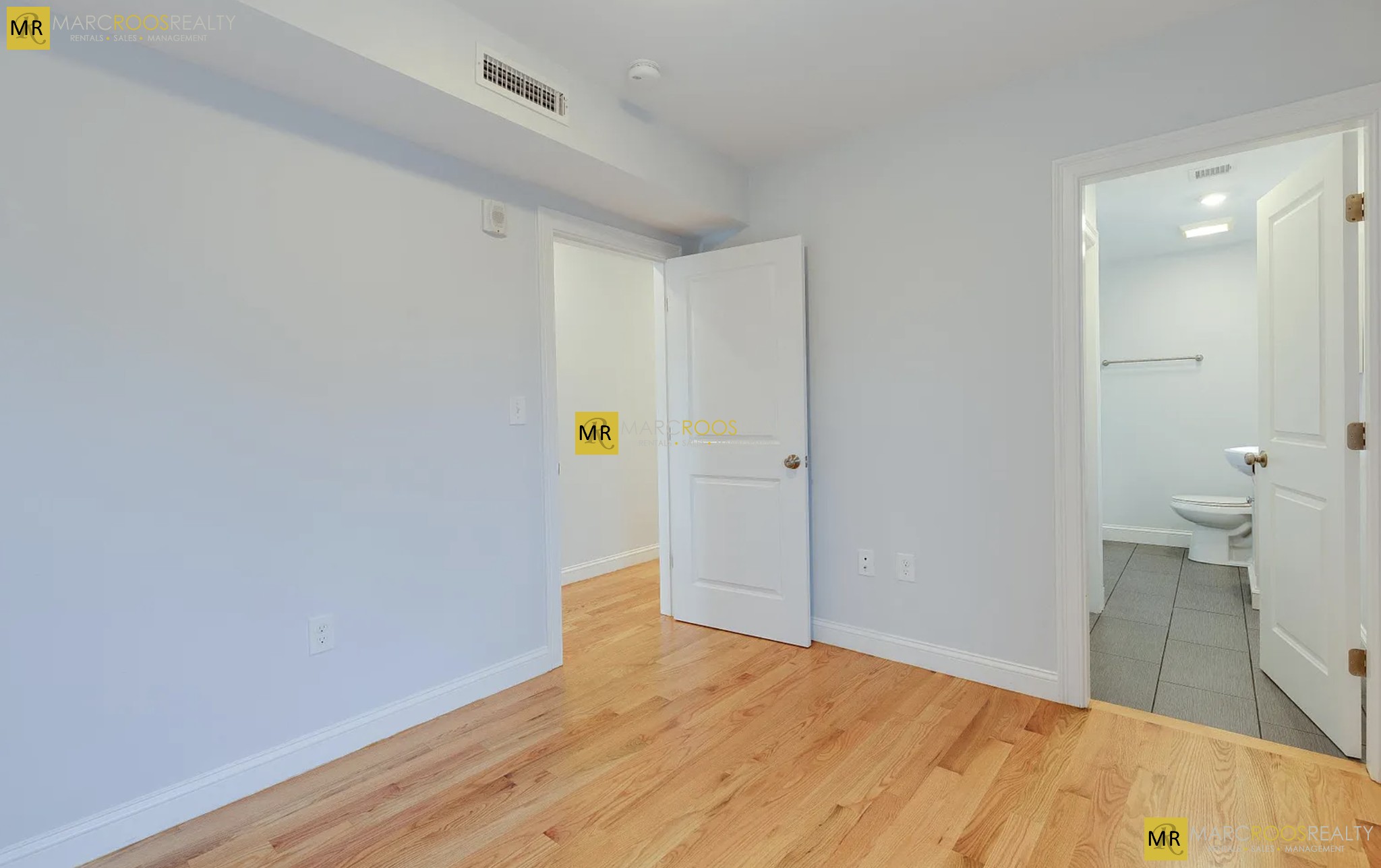 Photo 9 of 15 Kenilworth Unit 3