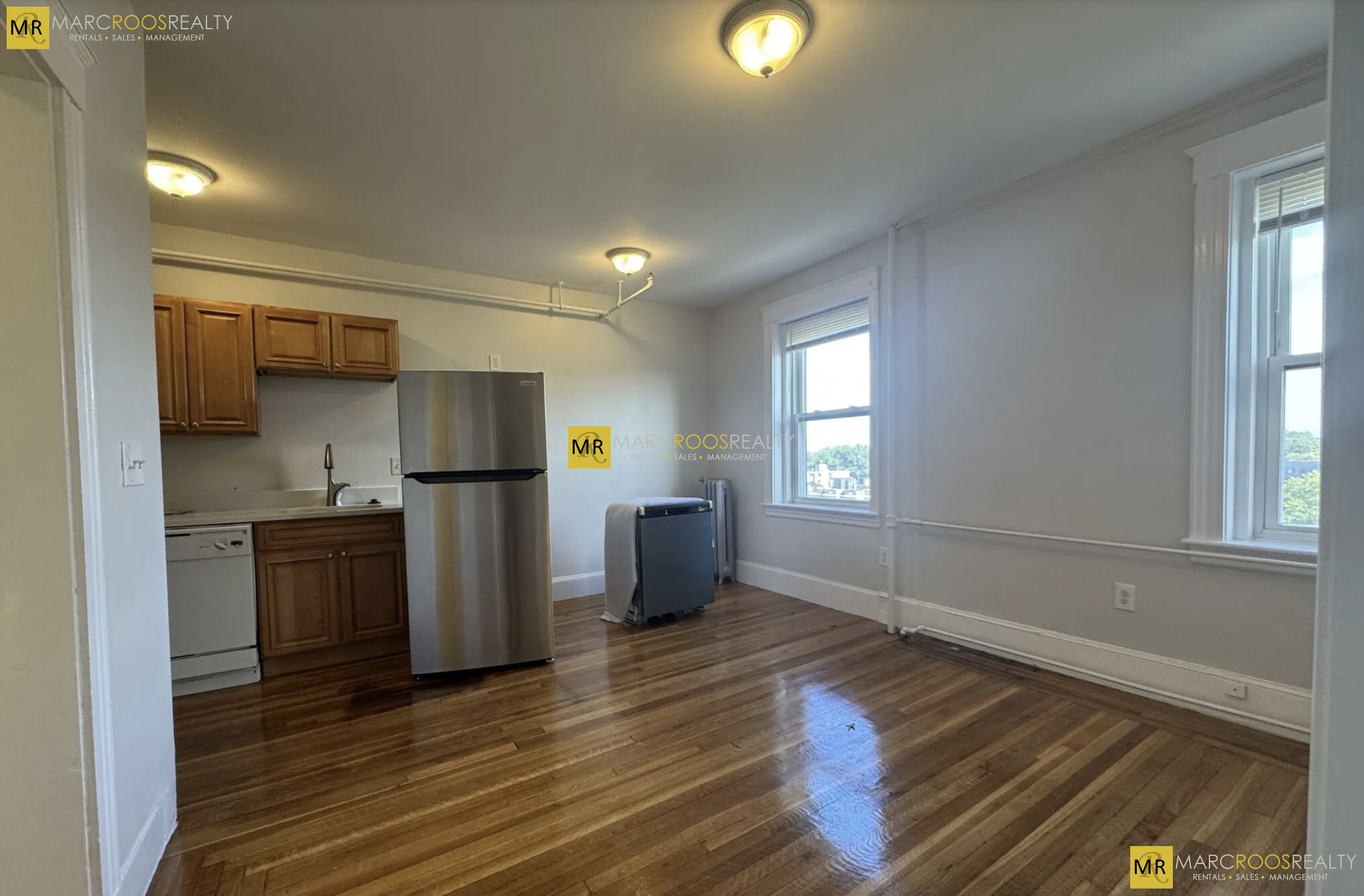 Photo 3 of Commonwealth Ave. Unit 30