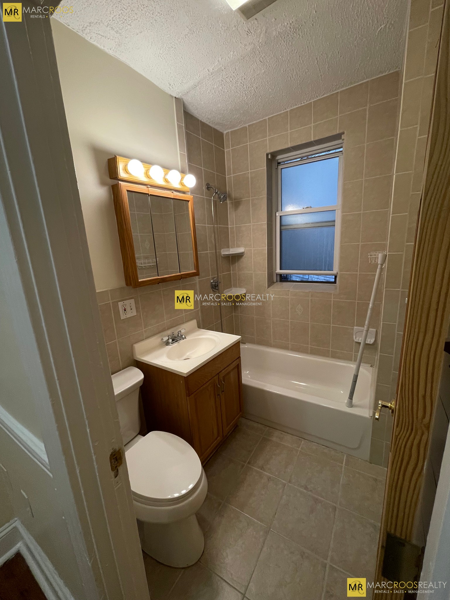 Photo 8 of Riverway Unit 7