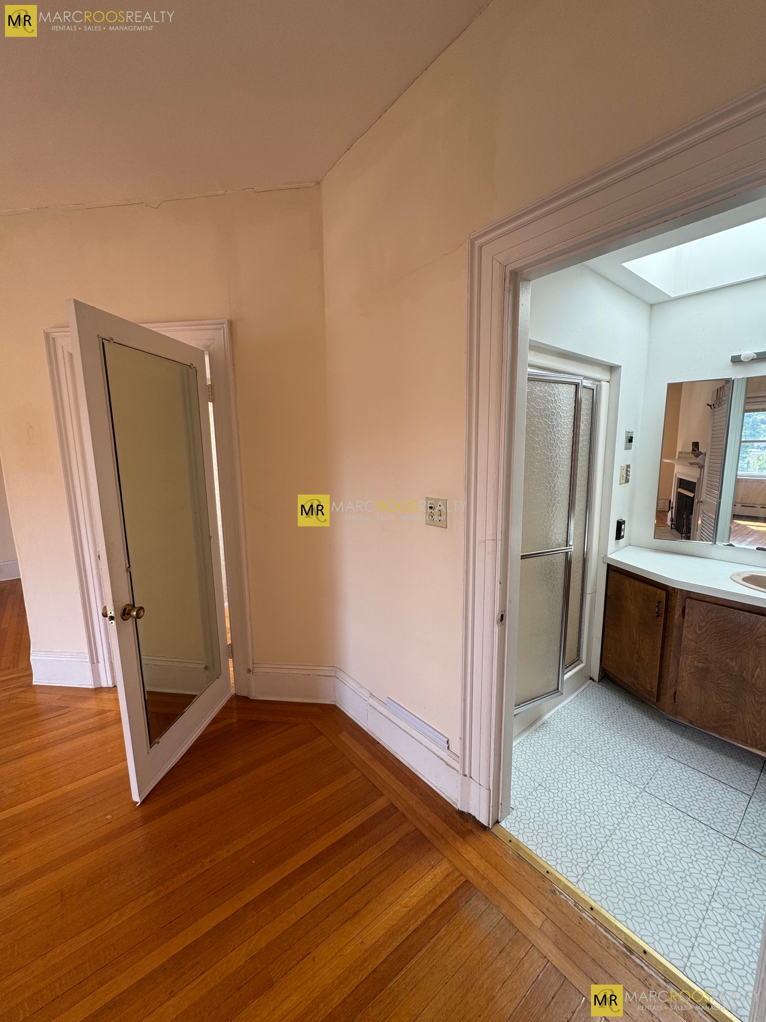 Photo 13 of Beacon St. Unit 2
