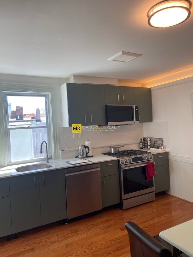 Photo 3 of Fulkerson St. Unit 2R