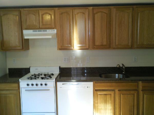 Photo 3 of President Ter. Unit B