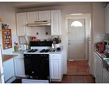 7 bed, 3 bath apartment for rent at 81 Linden St Unit 1, Allston